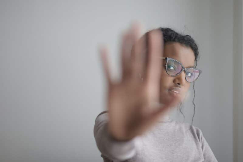 A arte de dizer não: por que estabelecer limites é autocuidado, não egoísmo
